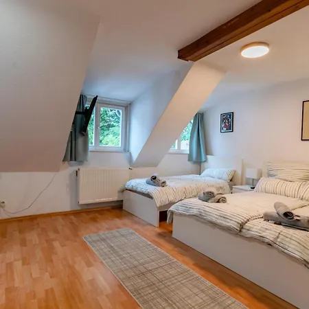 Cosy Old Studio At Schlosspark Wiesbaden Exterior photo