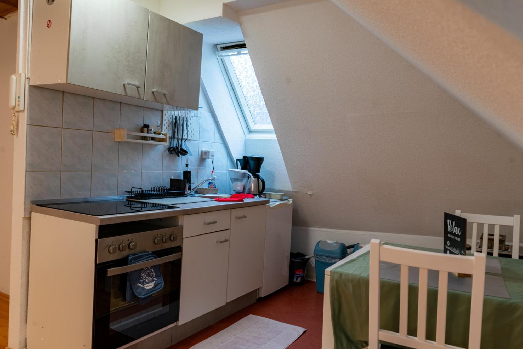 Cosy Old At Schlosspark Apartment